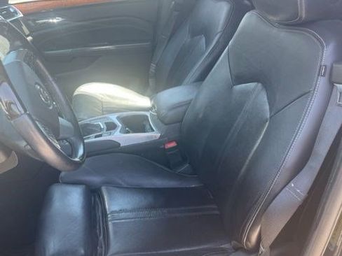 Used 2012 Cadillac SRX Luxury FWD image 6