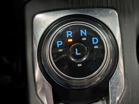 Used 2020 Ford Escape SE Sport FWD image 27