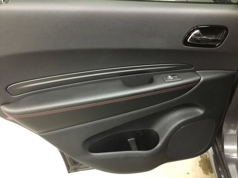 Used 2025 Dodge Durango GT AWD/4WD image 27