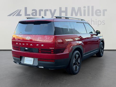Certified 2025 Hyundai Santa Fe SEL image 6