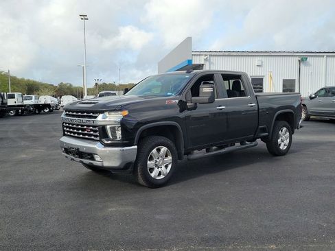 Used 2022 Chevrolet Silverado 3500 LTZ w/ LTZ Plus Package image 13