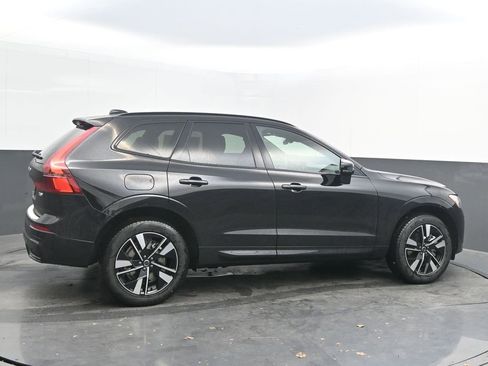 New 2026 Volvo XC60 T8 Core w/ Climate Package image 8
