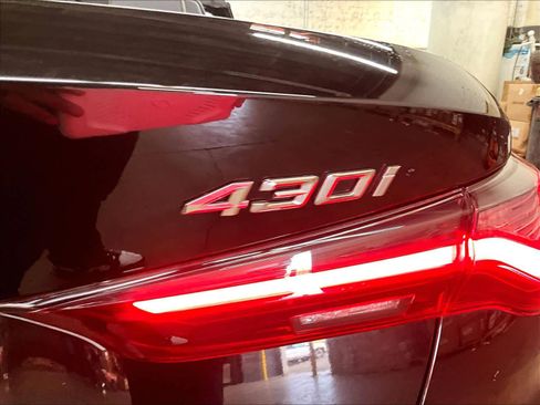 Used 2023 BMW 430i xDrive Convertible w/ M Sport Package image 10