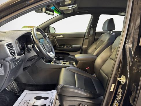 Certified 2022 Kia Sportage Nightfall Edition w/ Nightfall Fwd Premium Package image 12