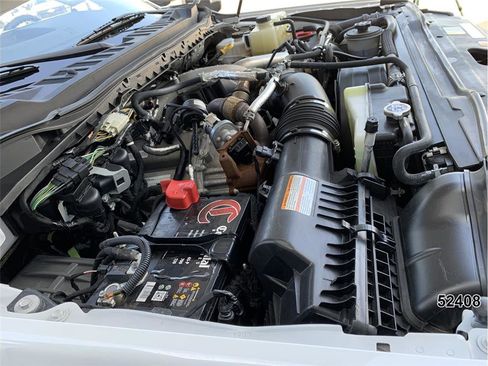 Used 2023 Ford F550 4x4 Crew Cab Super Duty image 13