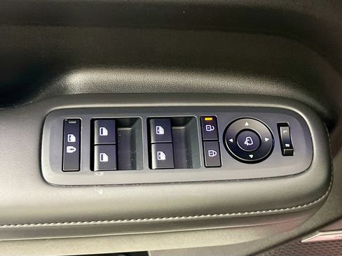 Used 2024 Hyundai Santa Fe Limited FWD image 16