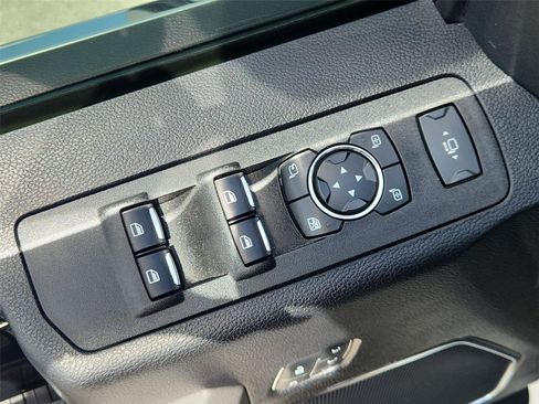 Used 2021 Ford F350 Platinum AWD/4WD image 24