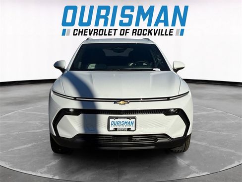 New 2026 Chevrolet Equinox EV LT image 8