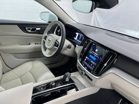 Used 2025 Volvo V60 B5 Cross Country Plus w/ Protection Package Premier AWD/4WD image 24
