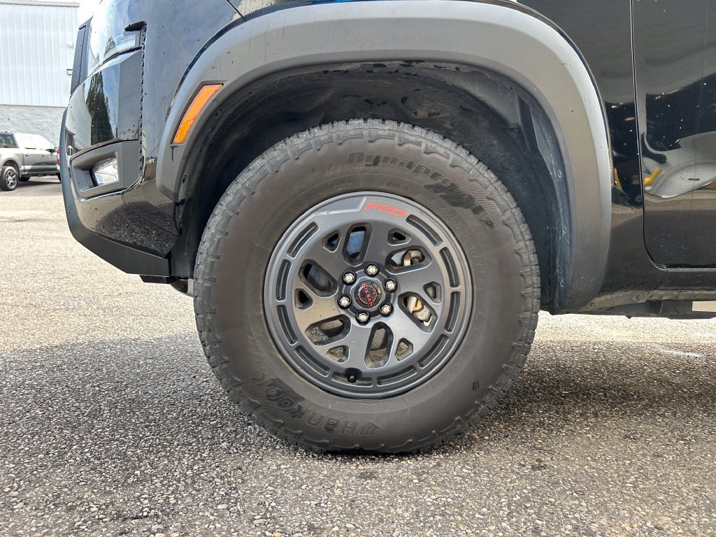 Used 2026 Nissan Frontier PRO-4X AWD/4WD image 7