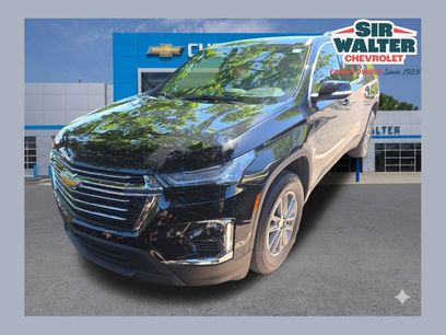 Used 2024 Chevrolet Traverse LT