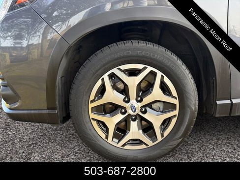 Used 2022 Subaru Forester Premium w/ Popular Package #1 AWD/4WD image 10
