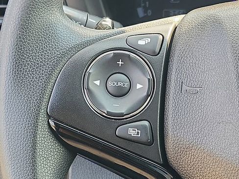 Used 2019 Honda HR-V EX image 21