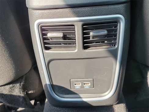 Used 2023 Dodge Charger SXT image 11