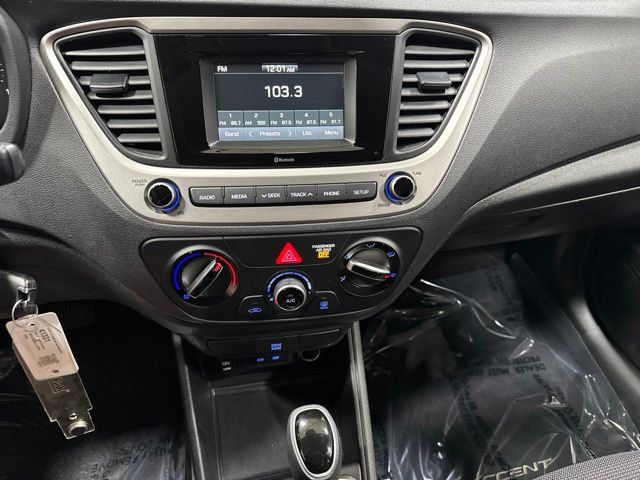 Used 2020 Hyundai Accent SE FWD image 15