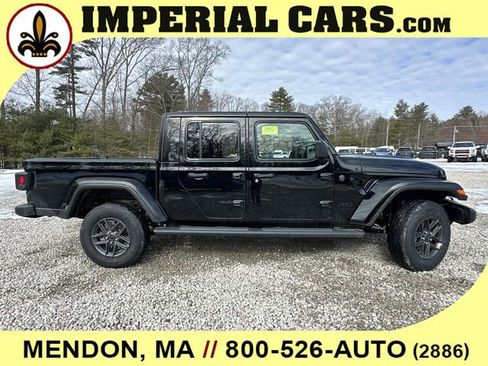 New 2026 Jeep Gladiator Sport image 14