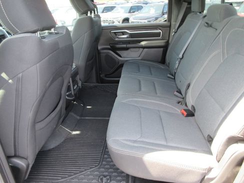Used 2023 RAM 1500 Big Horn AWD/4WD image 15