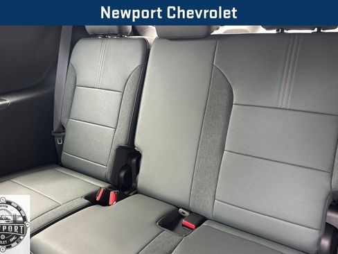 New 2025 GMC Acadia AT4 w/ Super Cruise Package image 13