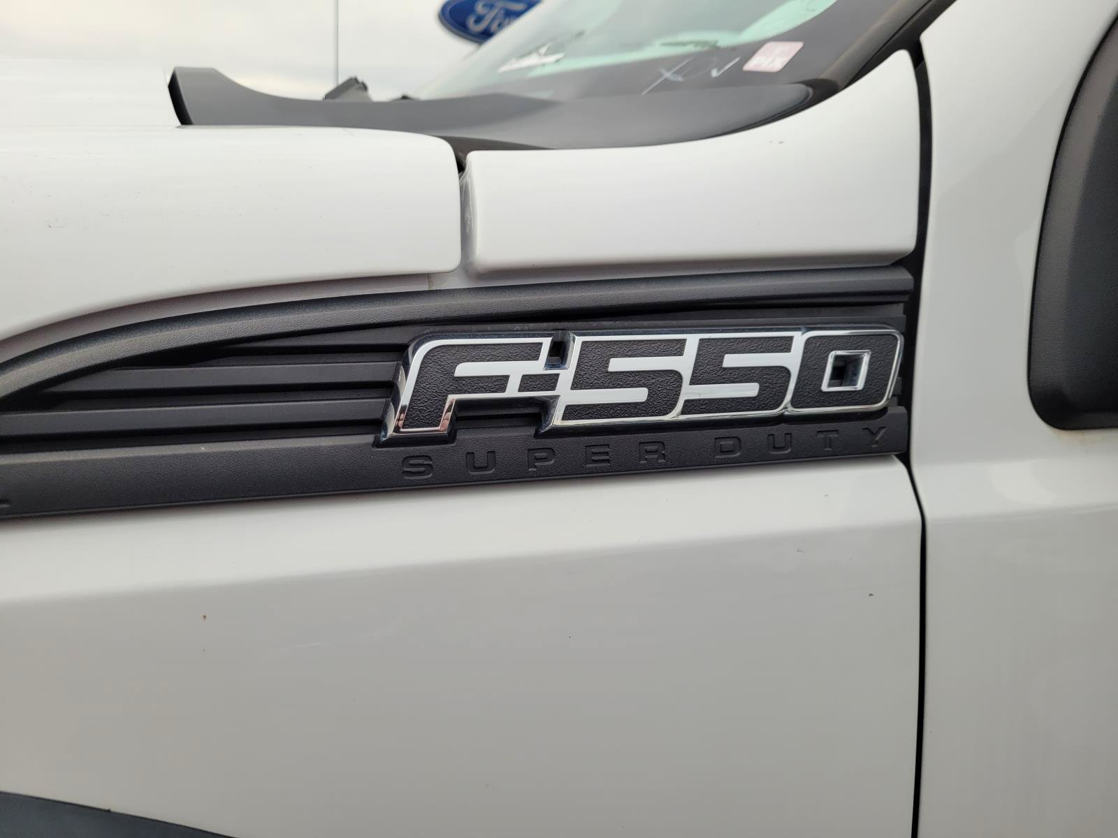 Used 2016 Ford F550 2WD Regular Cab Super Duty image 19