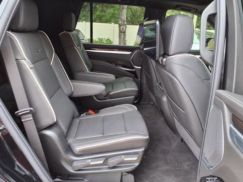 New 2026 Cadillac Escalade Luxury w/ Touring Package RWD image 10