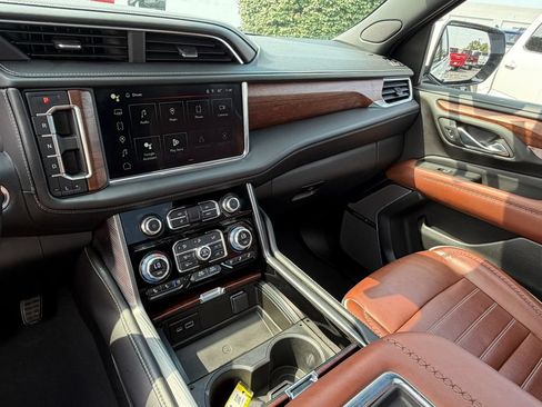 Certified 2023 GMC Yukon Denali Ultimate AWD/4WD image 48