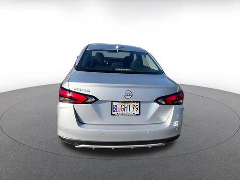 Used 2025 Nissan Versa SV FWD image 12