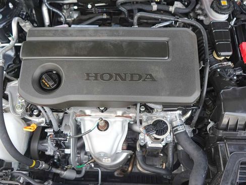 Used 2025 Honda Civic Sport image 9