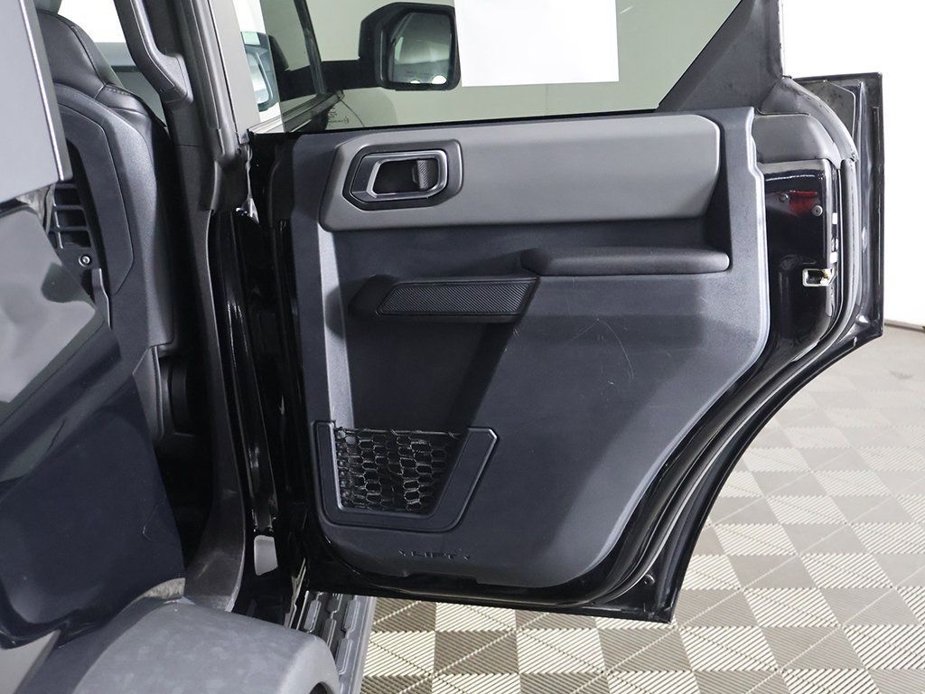 Used 2024 Ford Bronco Big Bend w/ Sasquatch Package AWD/4WD image 24