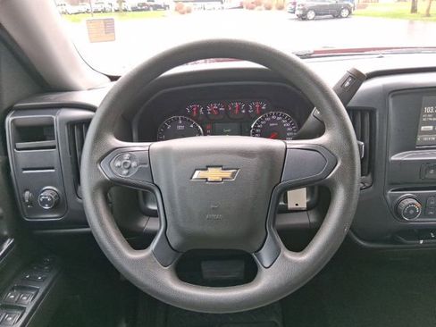 Used 2017 Chevrolet Silverado 1500 Custom w/ Custom Convenience Package image 19