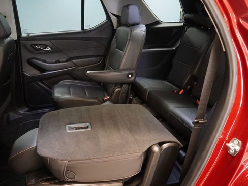 Used 2020 Chevrolet Traverse RS w/ LPO, Floor Liner Package FWD image 19