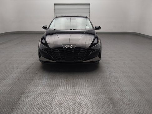 Used 2022 Hyundai Elantra Limited w/ Cargo Package FWD image 15
