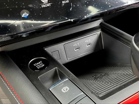 New 2025 Nissan Kicks SR image 14