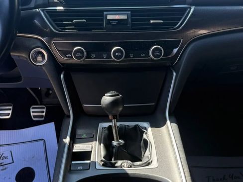 Used 2020 Honda Accord Sport image 17