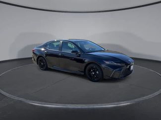 Used 2026 Toyota Camry SE w/ Convenience Package video 2