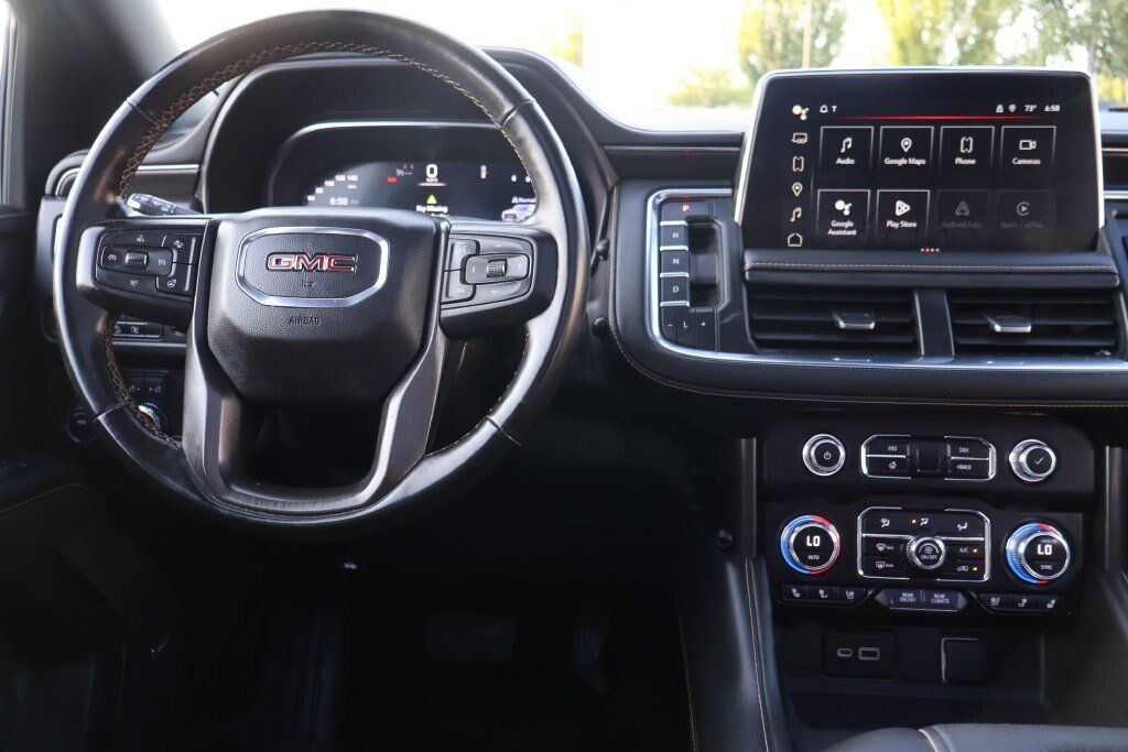 Used 2023 GMC Yukon XL AT4 w/ AT4 Premium Package AWD/4WD image 23