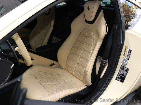 Used 2022 Ferrari Roma image 26