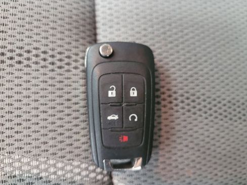 Used 2017 Chevrolet Sonic LT image 32