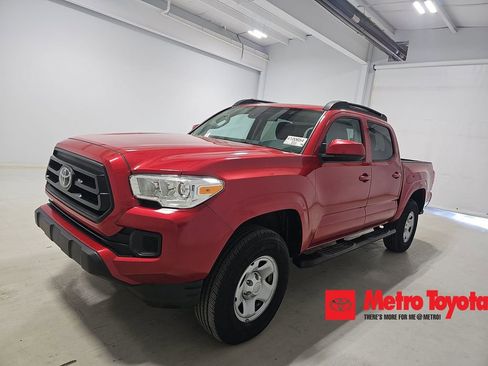 Used 2023 Toyota Tacoma SR image 1
