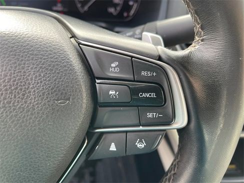 Used 2022 Honda Accord Touring image 35