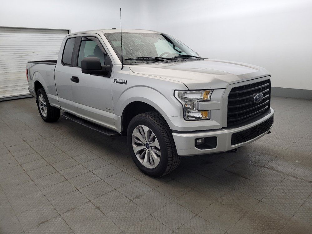 Used 2017 Ford F150 XL w/ Equipment Group 101A Mid AWD/4WD image 13