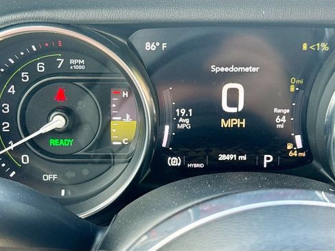 Used 2023 Jeep Wrangler Unlimited Sahara w/ Cold Weather Group AWD/4WD image 13