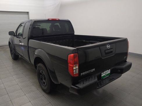 Used 2019 Nissan Frontier S RWD image 5