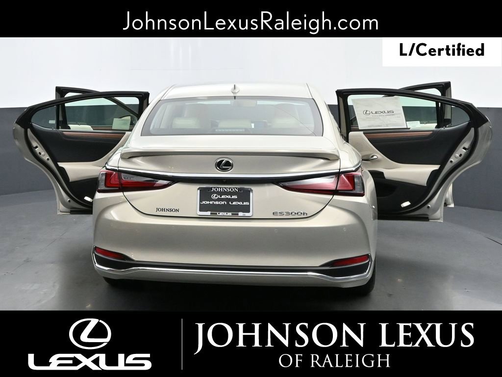 Used 2025 Lexus ES 300h w/ Technology Package FWD image 35