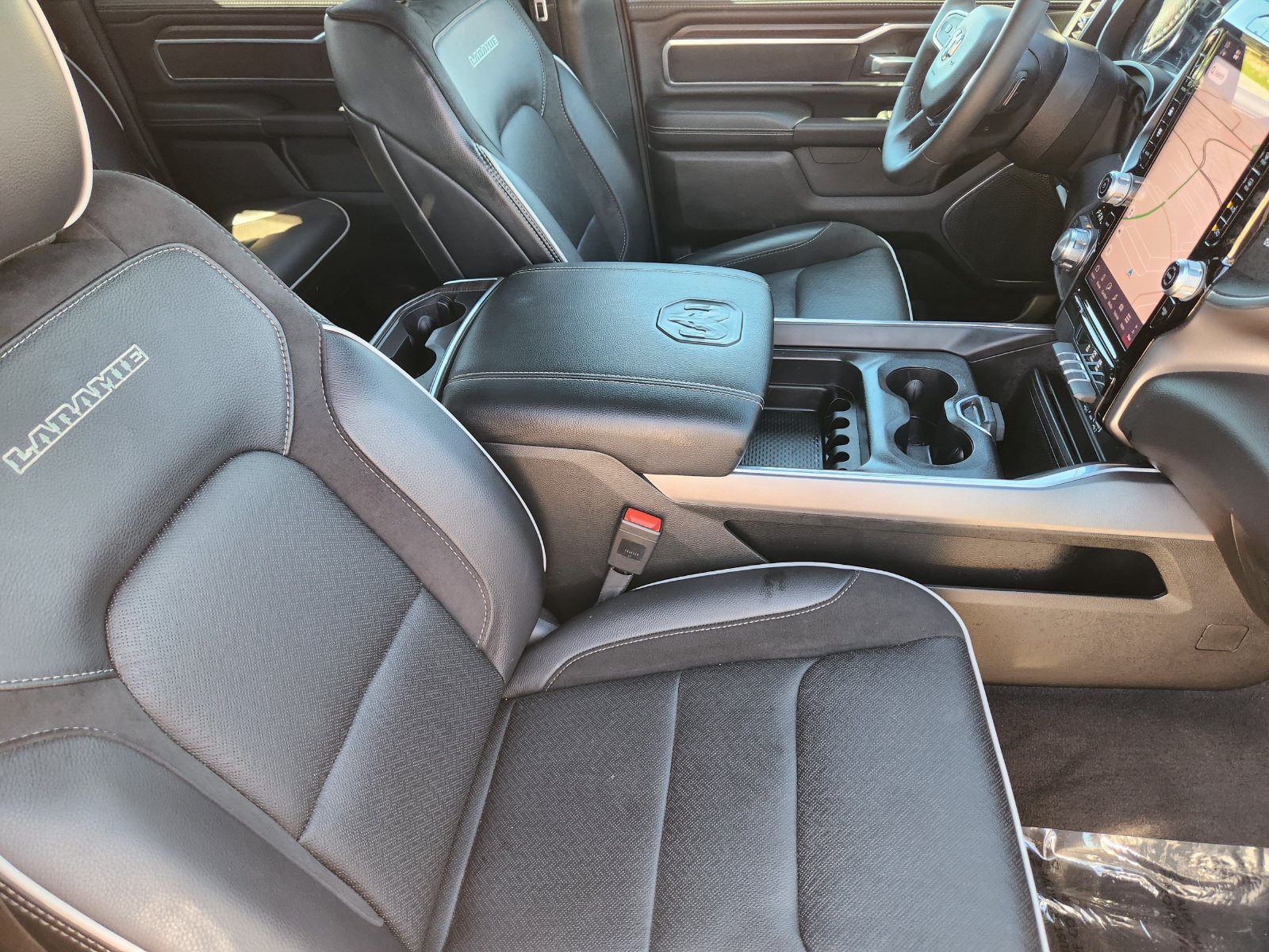 Used 2026 RAM 1500 Laramie AWD/4WD image 25
