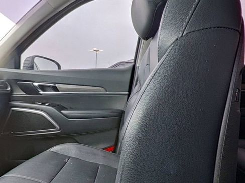 Used 2022 Kia Telluride EX w/ EX Premium Package image 28