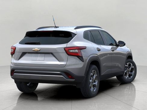 New 2026 Chevrolet Trax LT FWD image 4