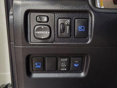 Used 2023 Toyota 4Runner Limited image 41