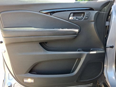 Used 2019 Honda Passport Touring image 13