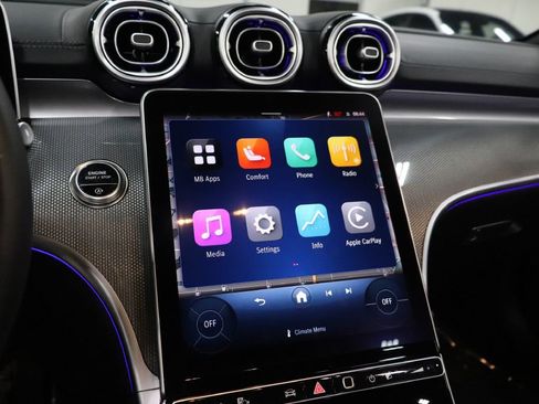 Used 2025 Mercedes-Benz CLE 300 4MATIC Cabriolet image 33