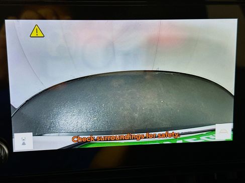Used 2024 Toyota RAV4 LE AWD/4WD image 19